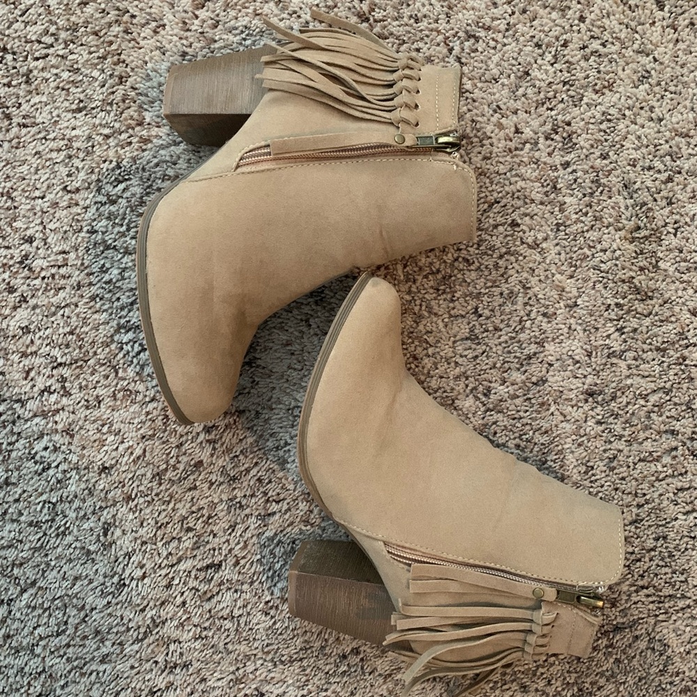Fringe Booties - Picture 2 of 4